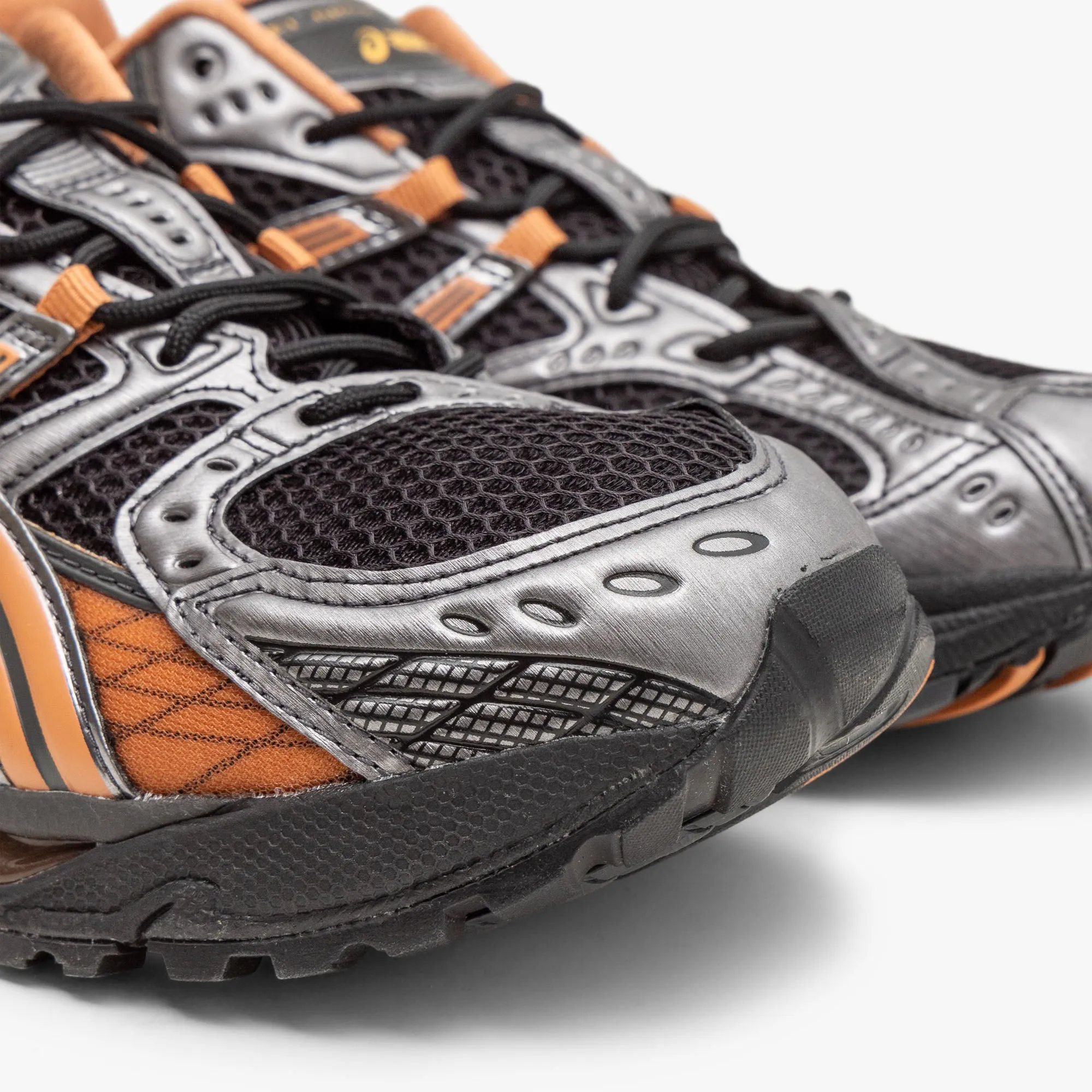 ASICS Gel-Nimbus 10.1 / Black / Rust Orange