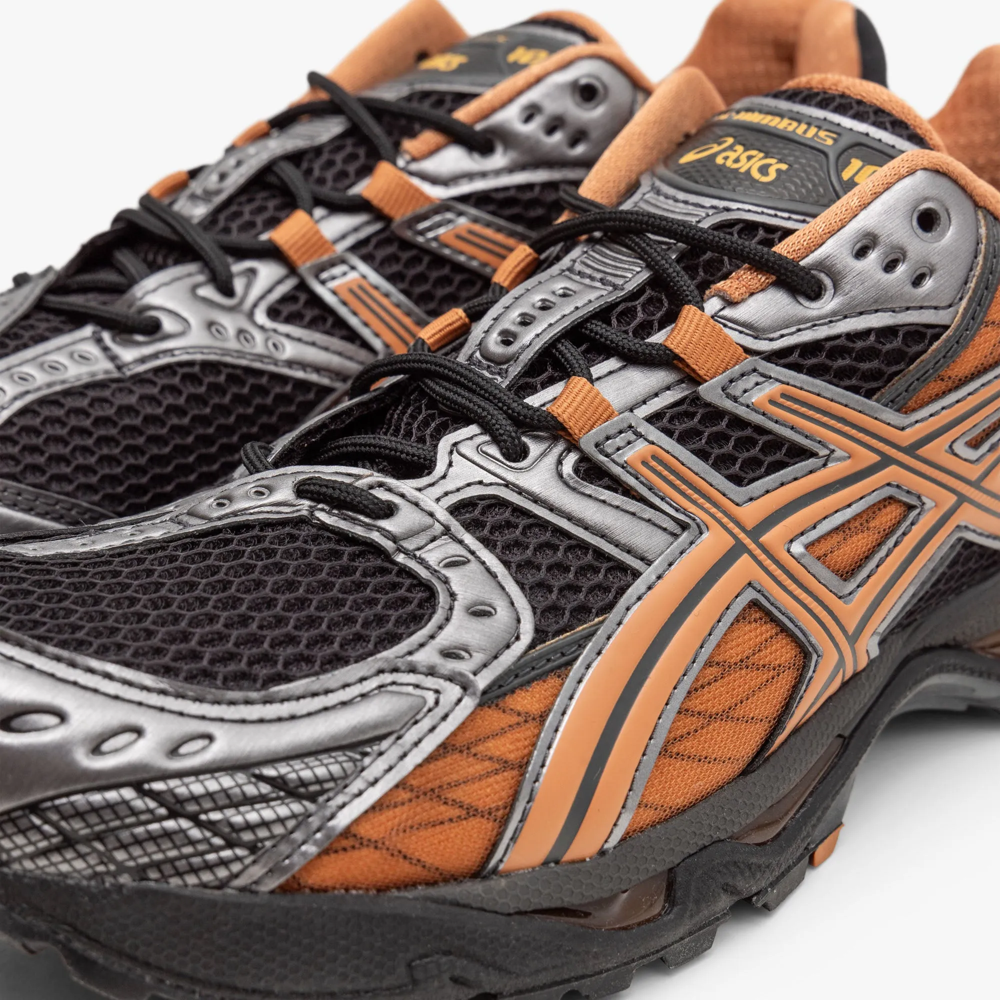 ASICS Gel-Nimbus 10.1 / Black / Rust Orange
