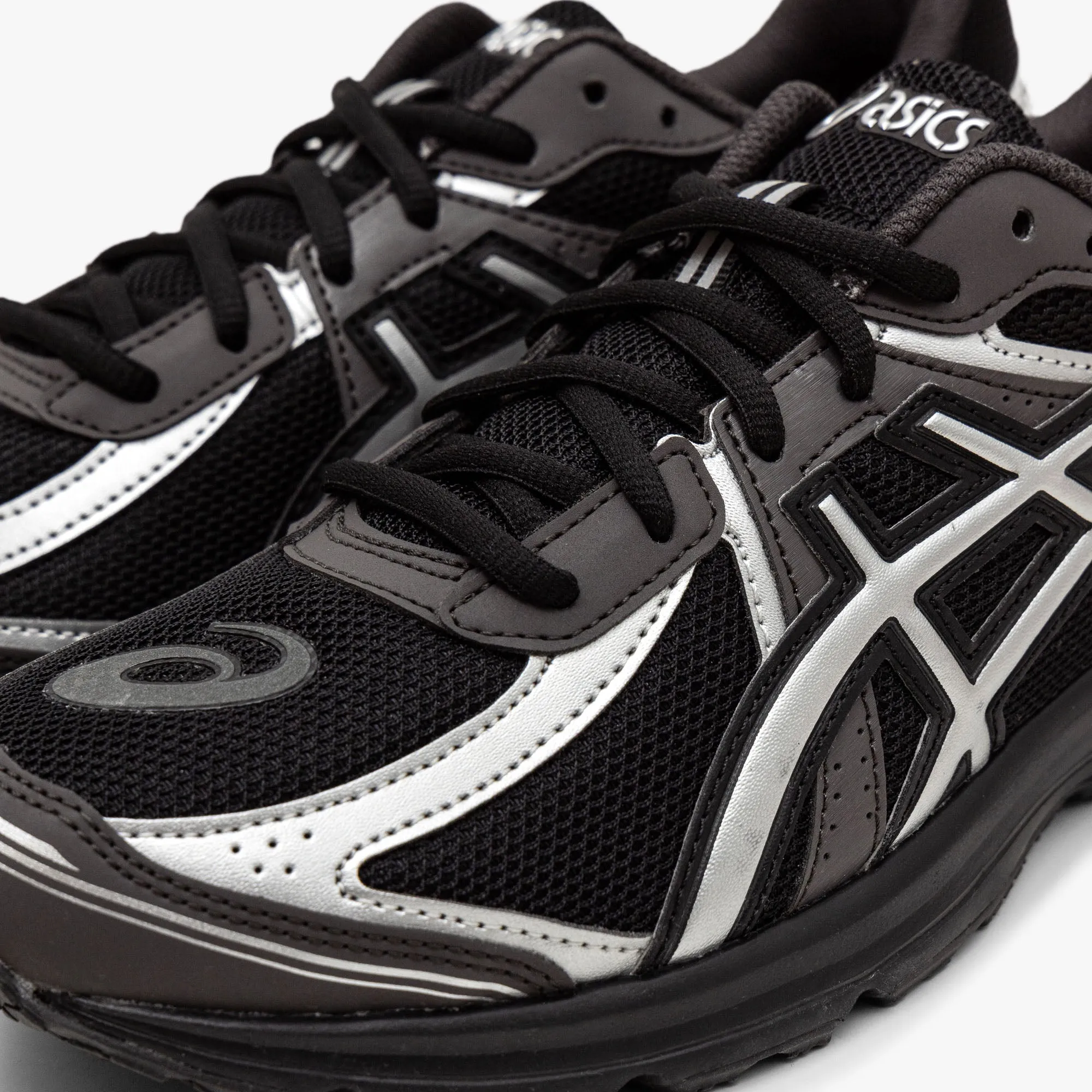ASICS Jog 100S / Black / Pure Silver
