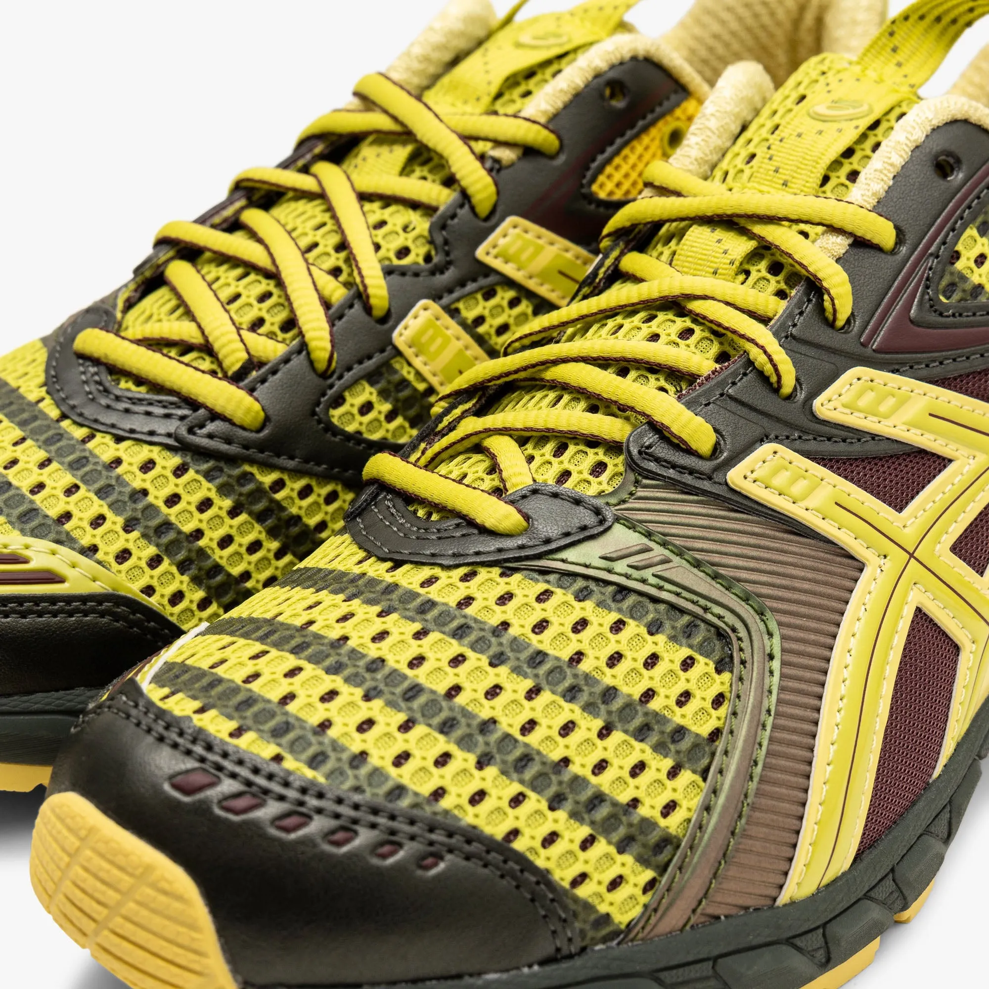 ASICS UB9-S Gel-DS Trainer 14 Dark Mustard / Truffle Grey