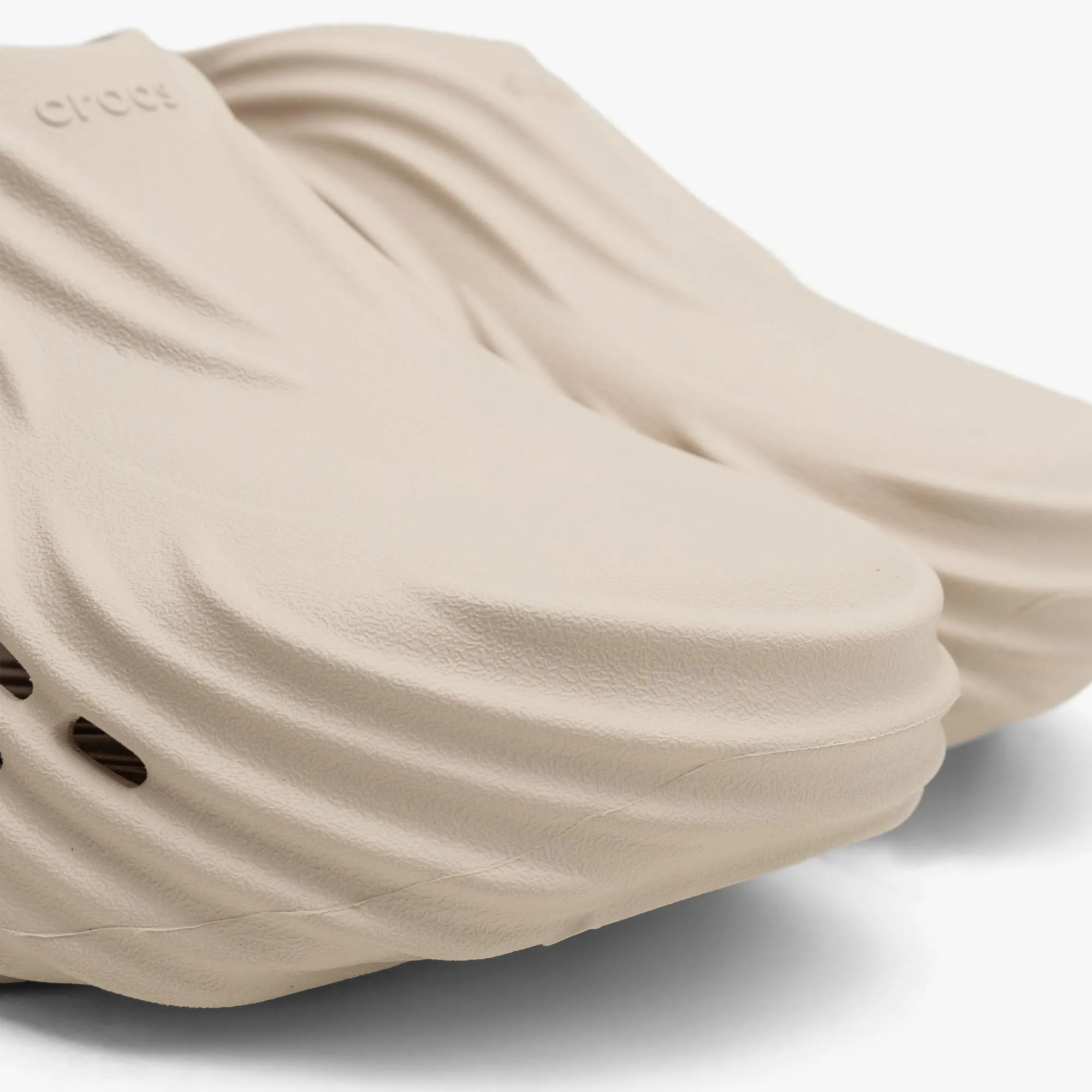 Crocs Echo Wave / Tan