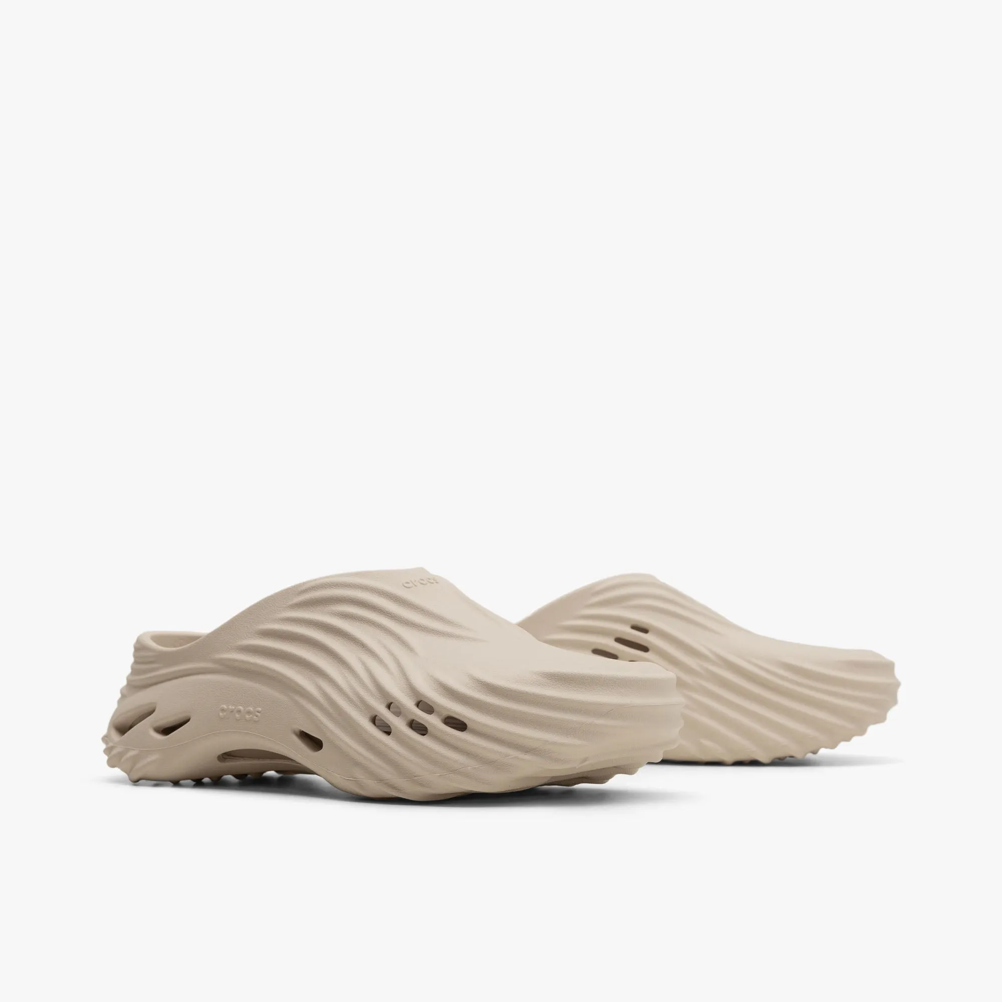 Crocs Echo Wave / Tan