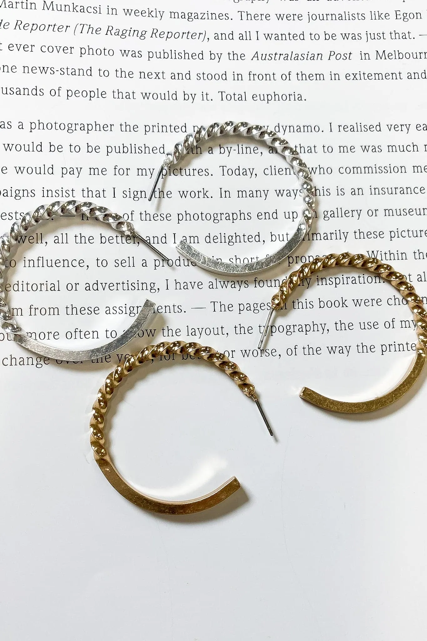 Glam Lifestyle Twist Detail Hoop Earrings - FINAL SALE
