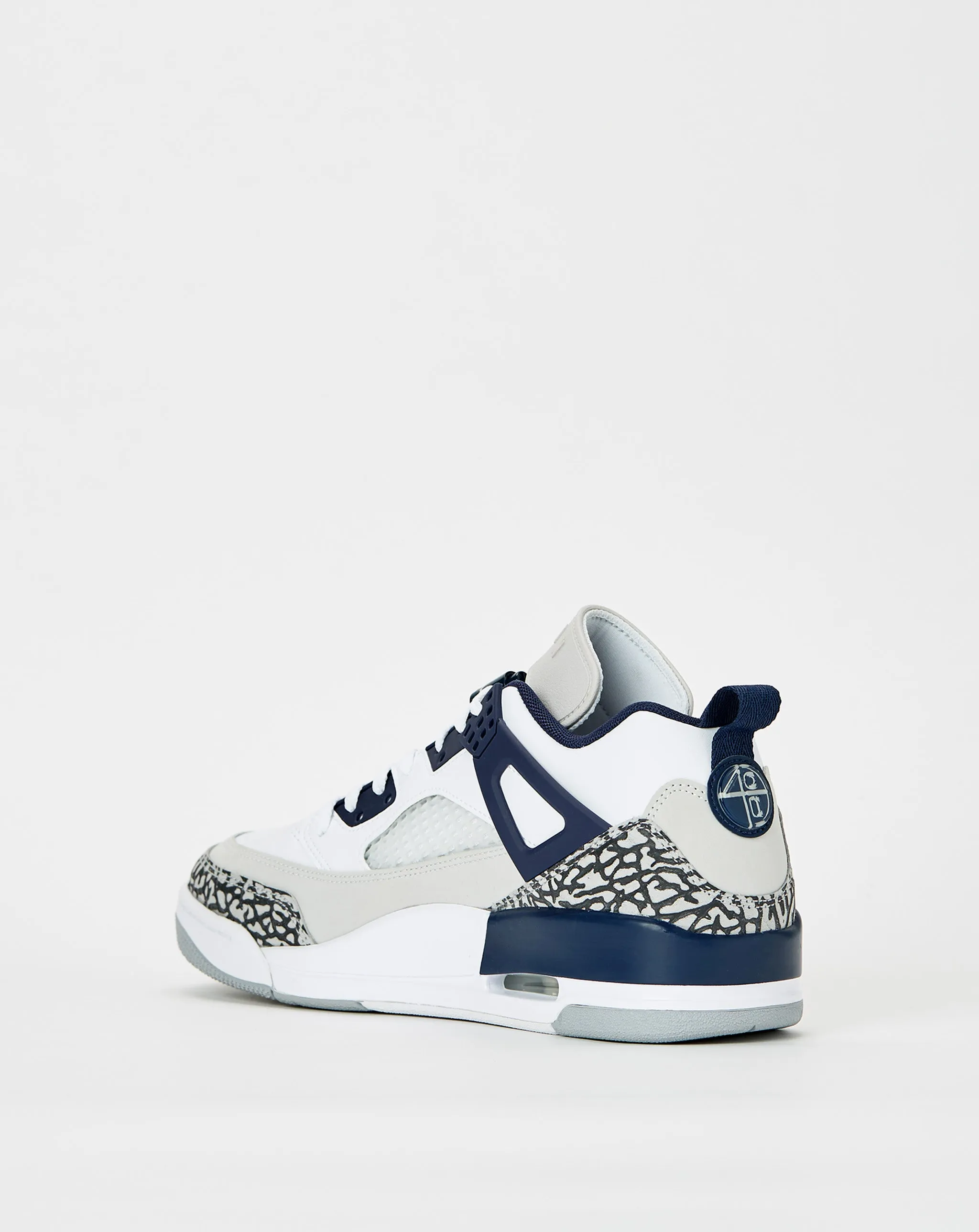 Jordan Spizike Low