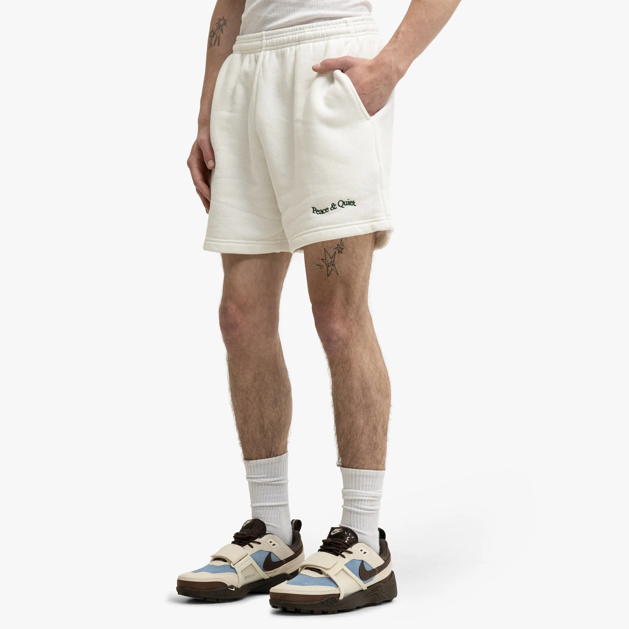Museum Of Peace & Quiet shorts White