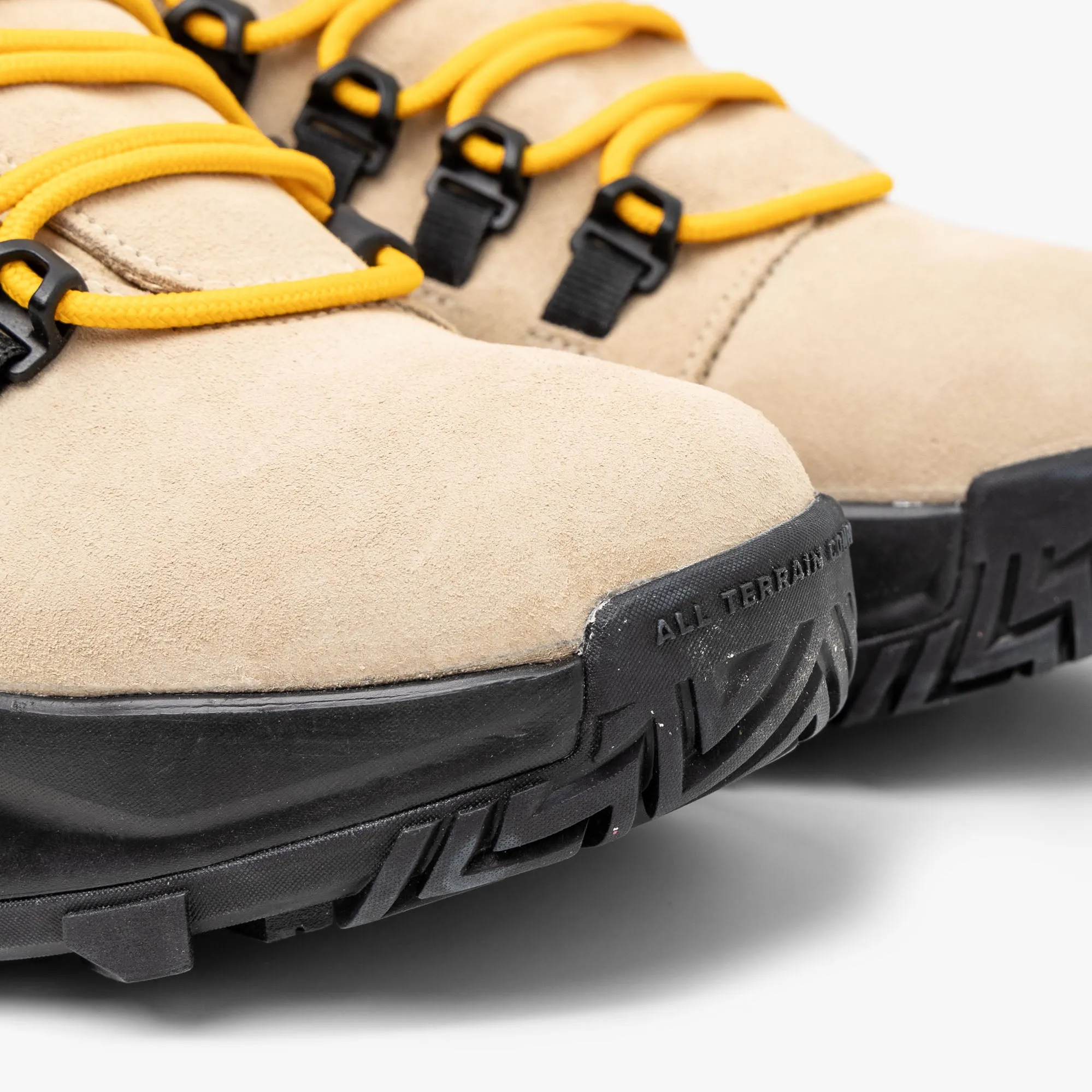 Nike Cygnal Light Orewood Brown / Navy - Black