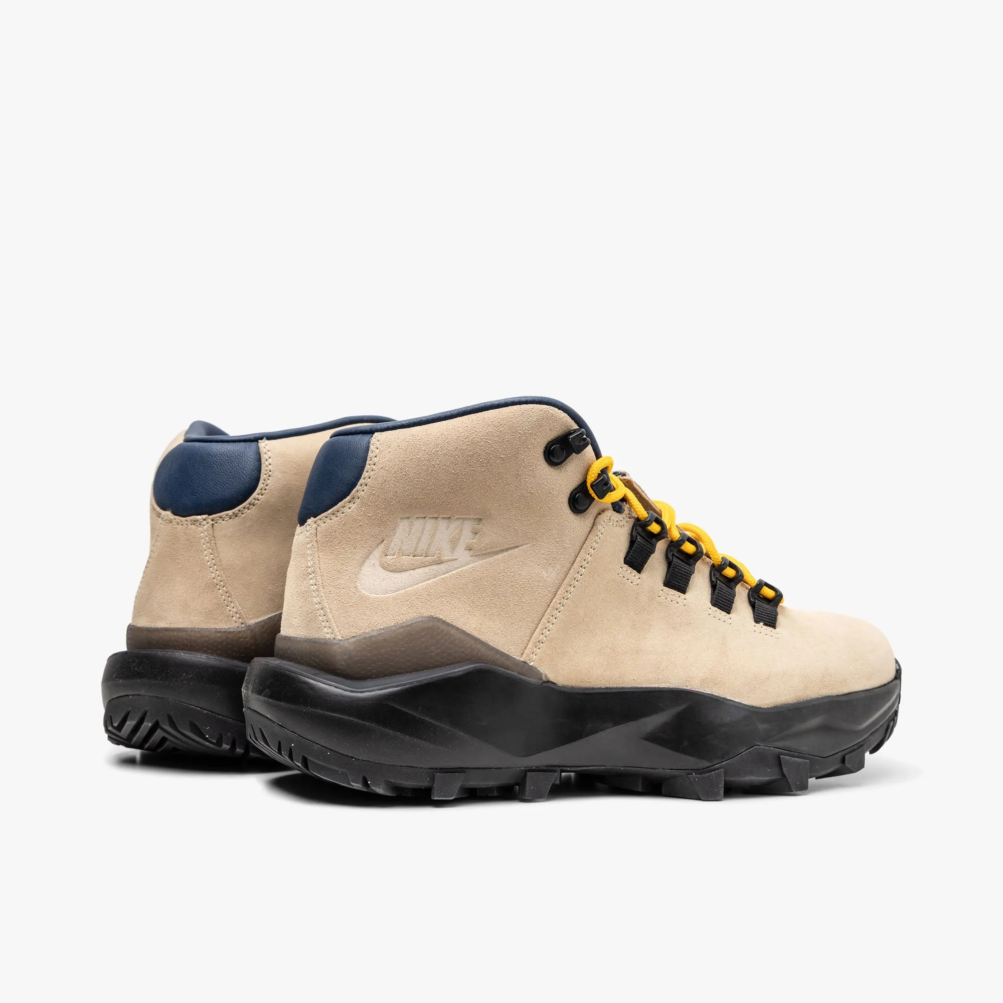 Nike Cygnal Light Orewood Brown / Navy - Black