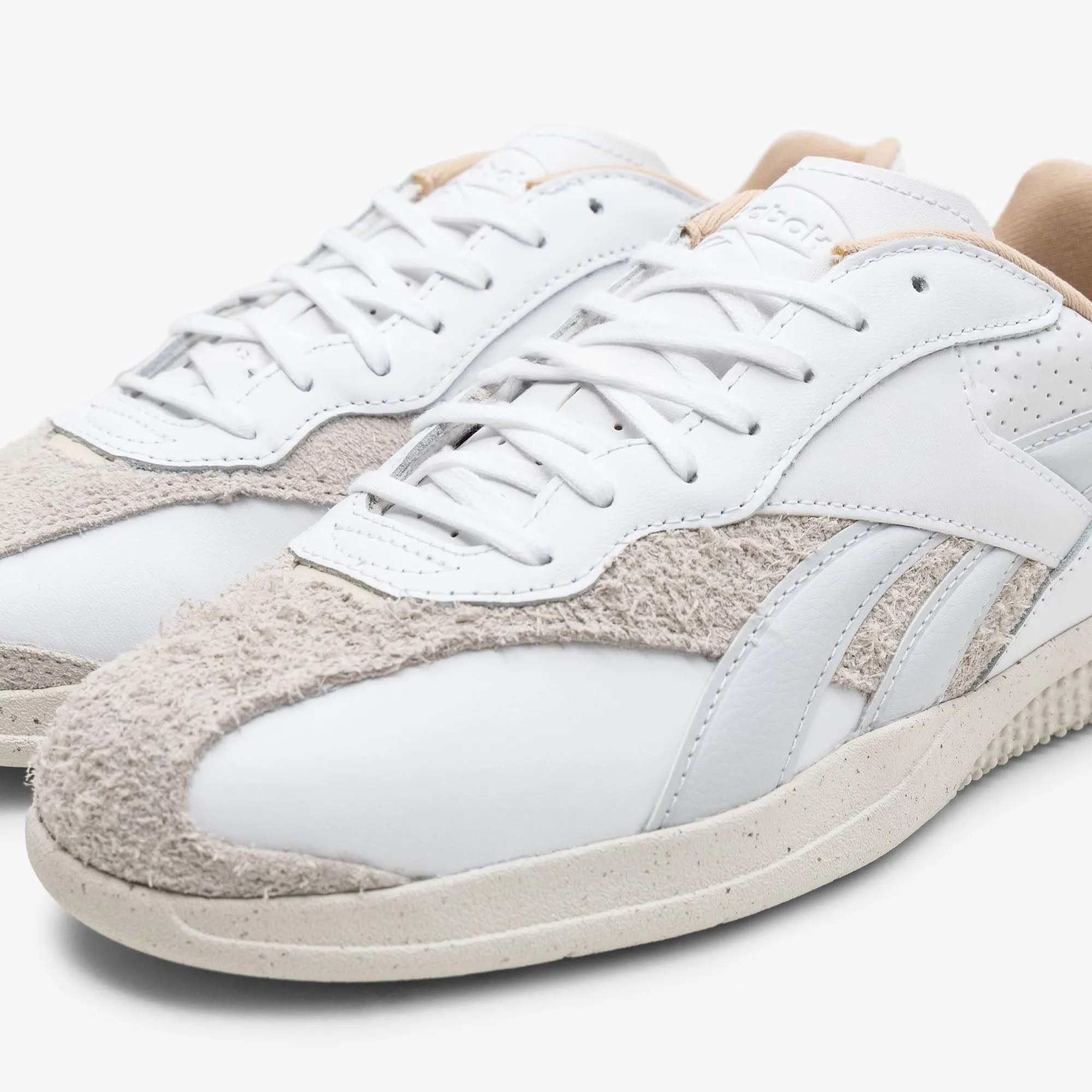 Reebok Hammer Street / White / Chalk - Moon