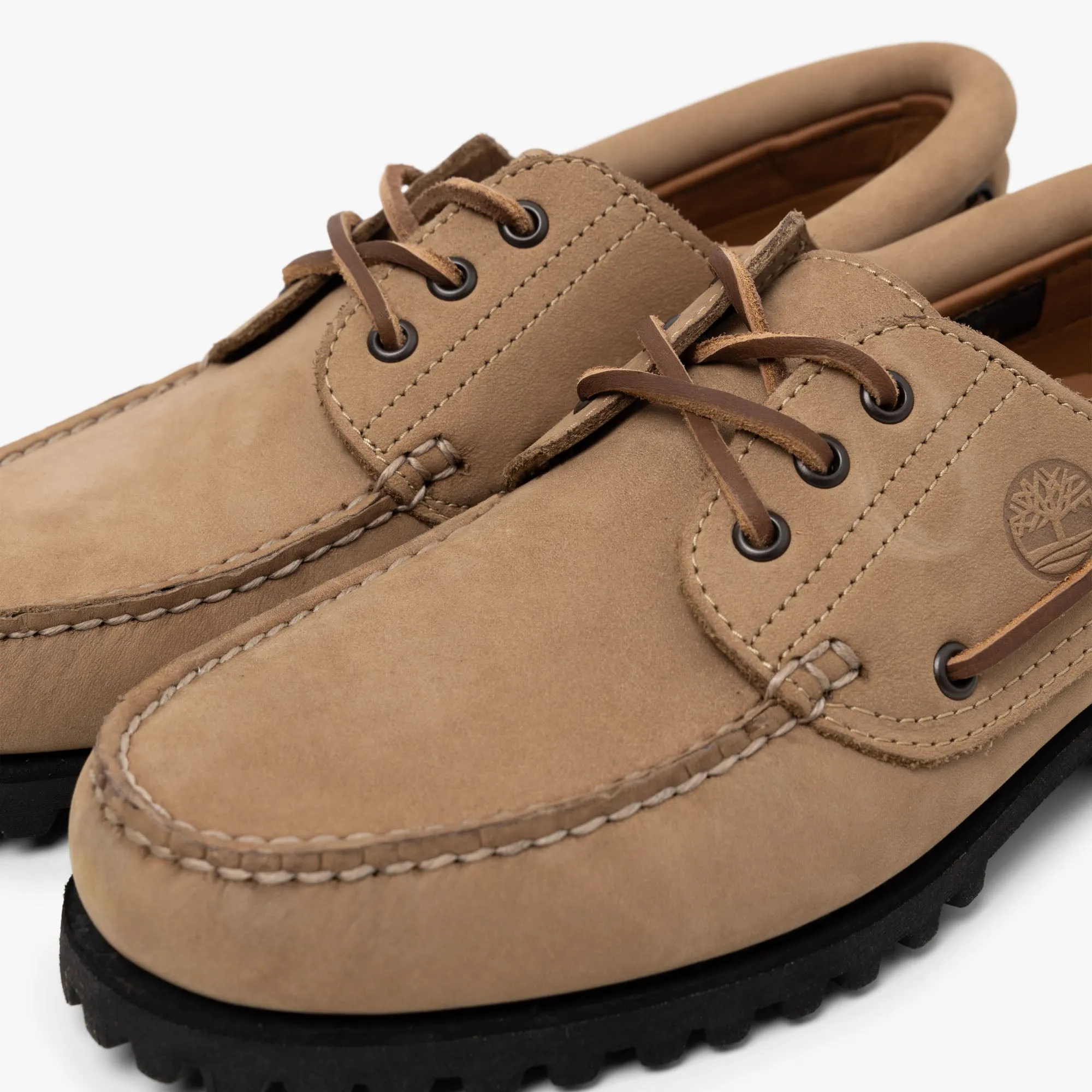 Timberland Authentic 3-Eye Boat Shoe / Taupe Nubuck