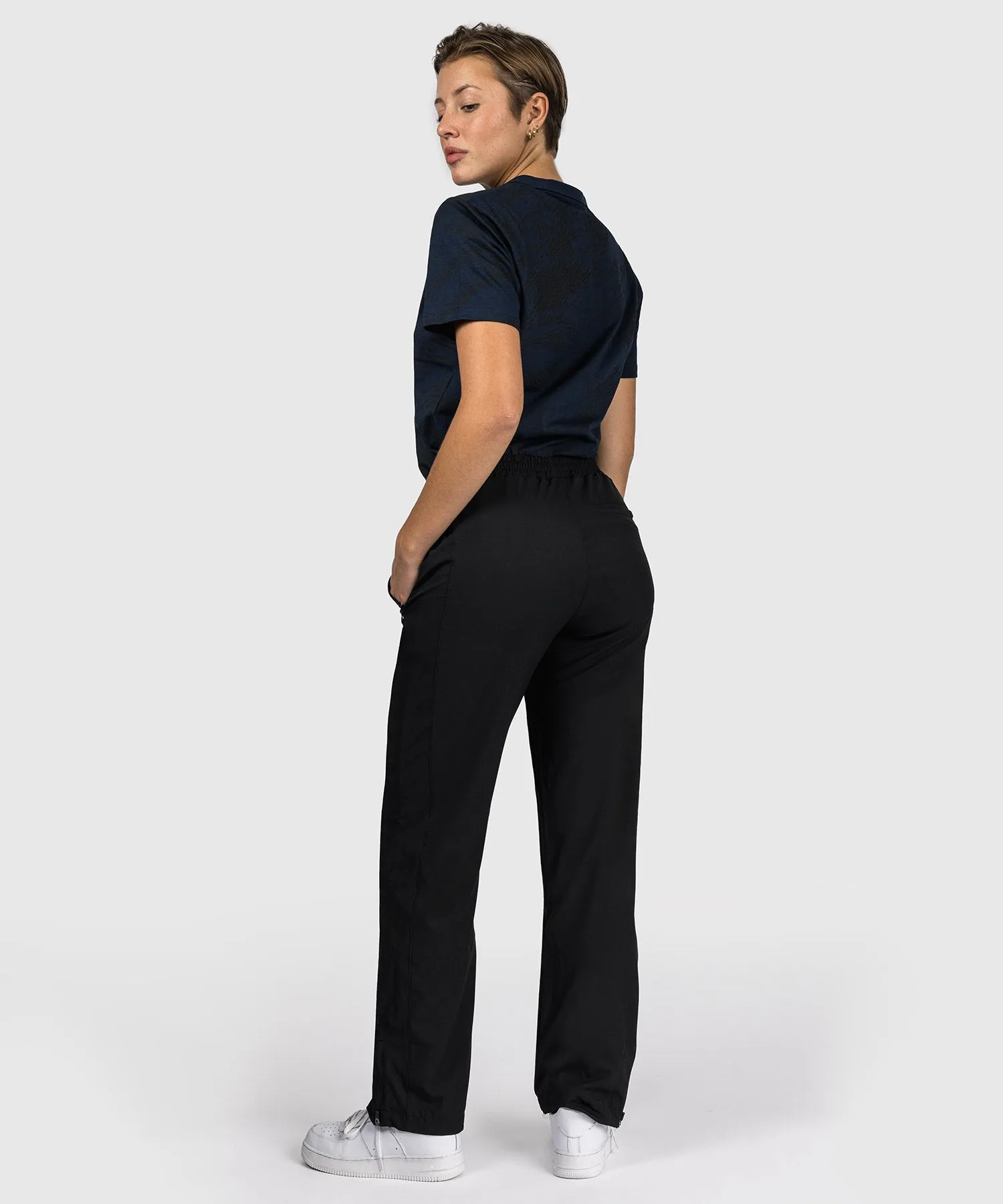 UFC Fusion by Venum Fight Week Women’s Straight Leg Pant - Black