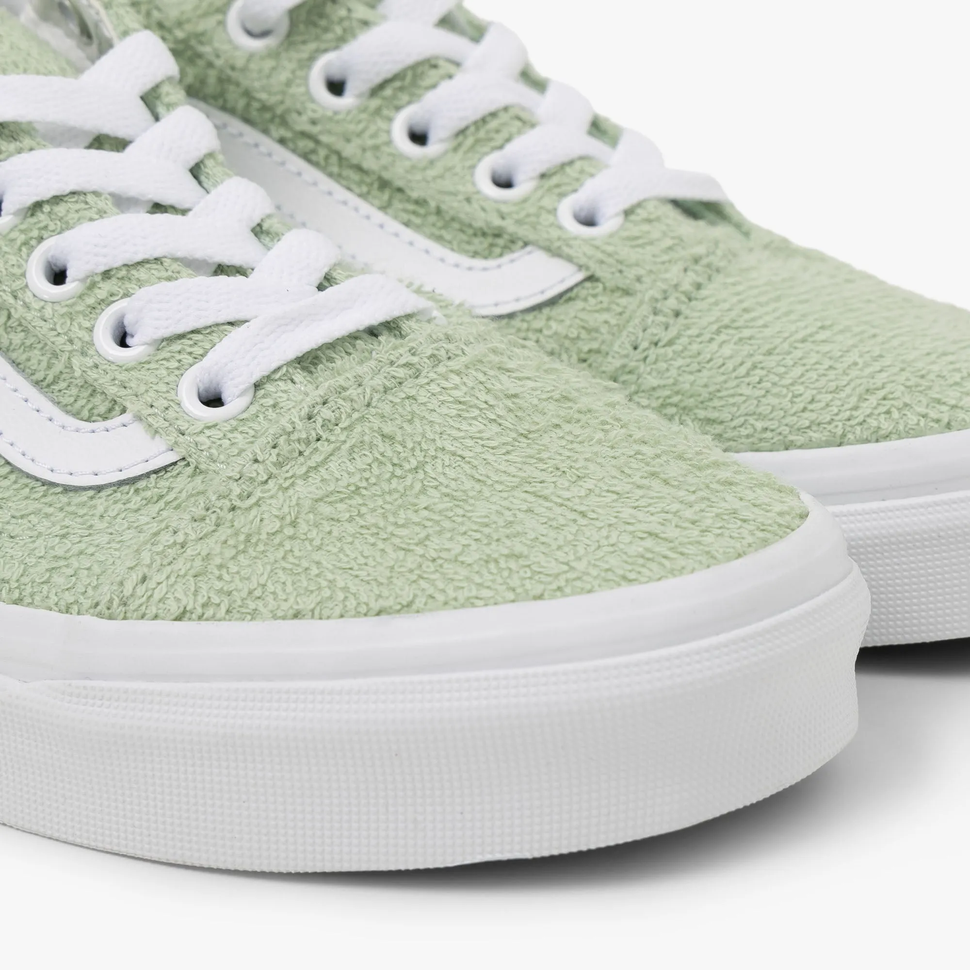 Vans Women's Old Skool Terry Cloth / Spray
