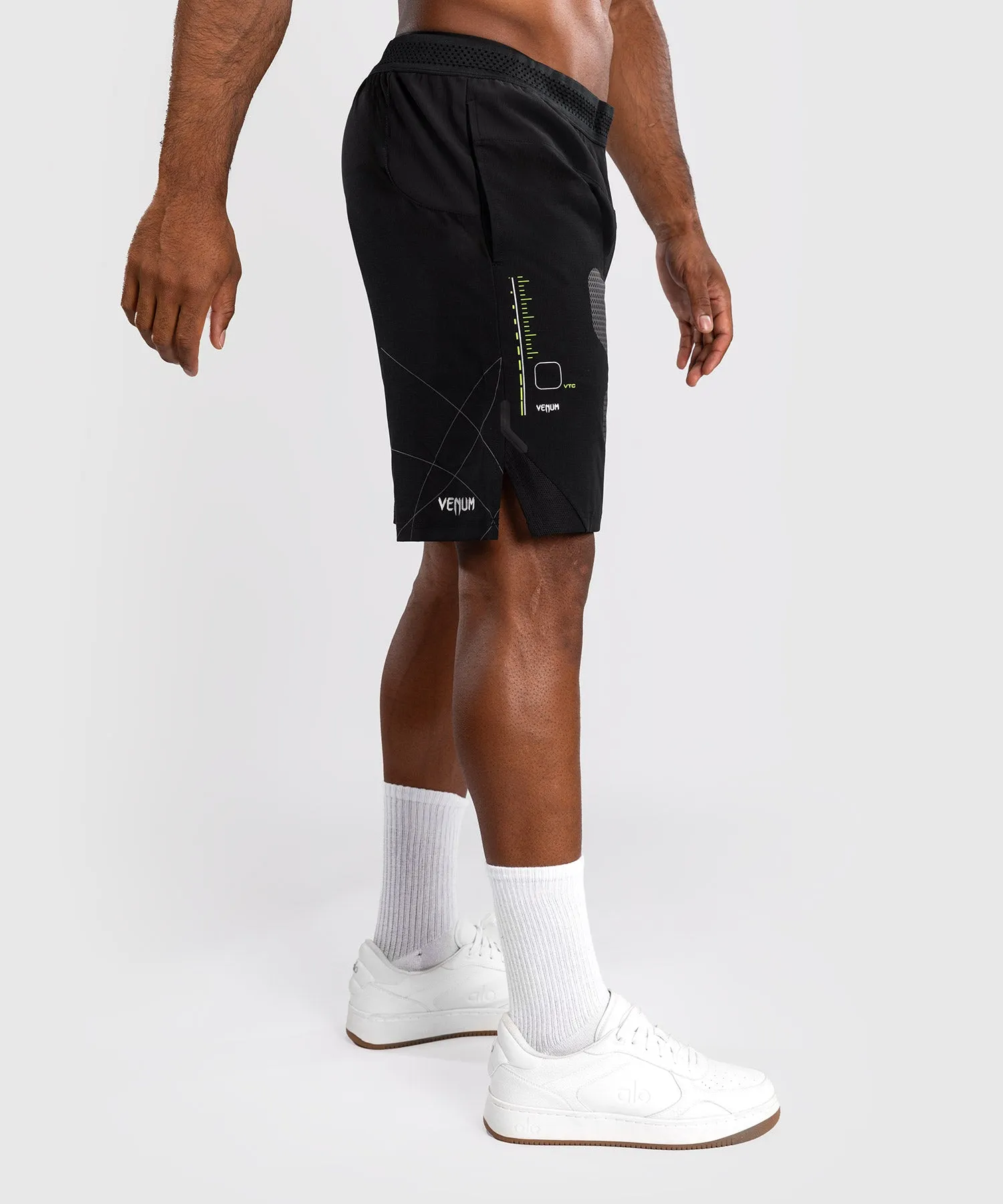 Venum Training Camp 4.0 Training Short - Black/Neon Green