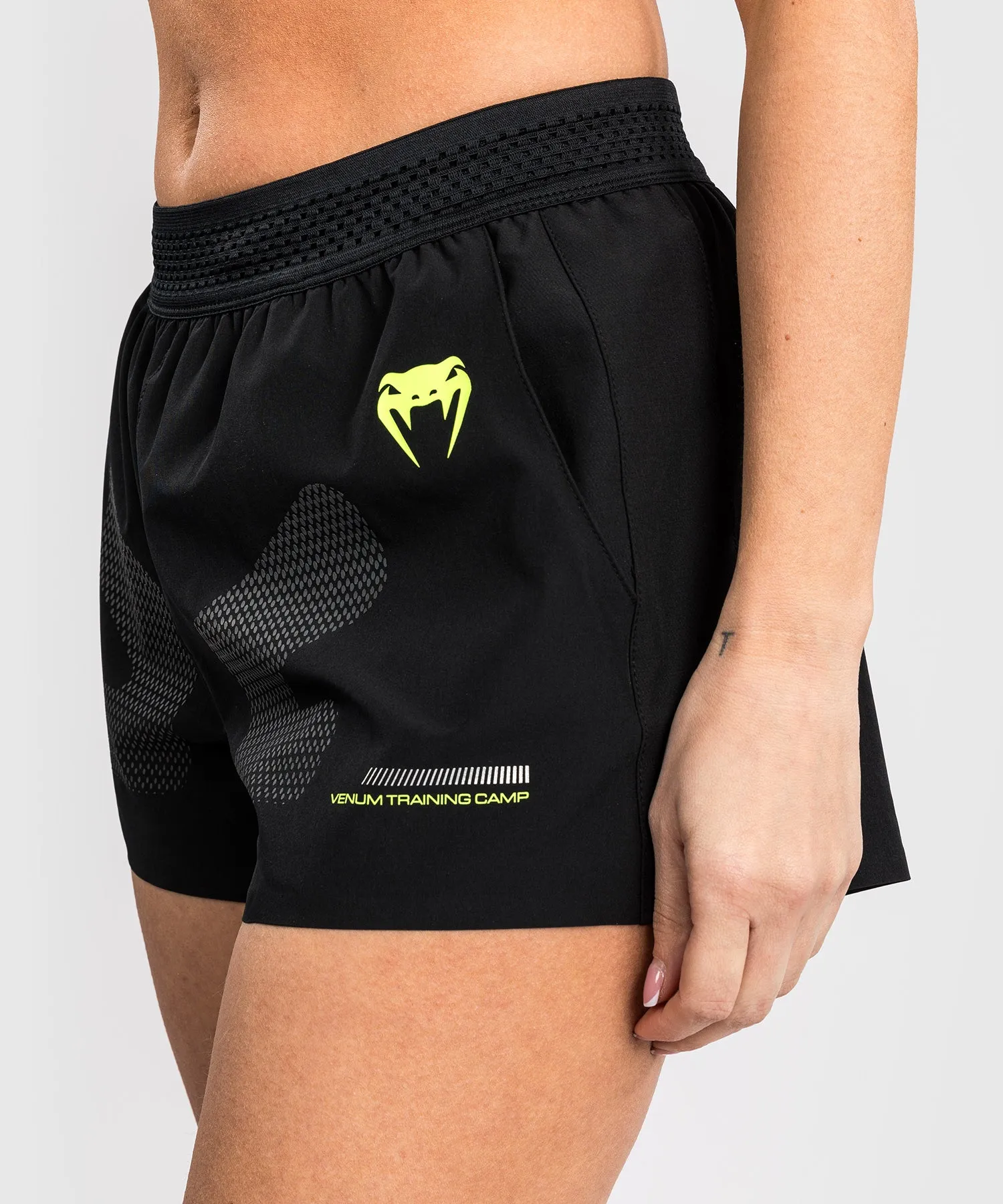 Venum Training Camp 4.0 Training Short - Black/Neon Green